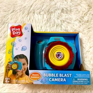 NWT Play Day Bubble Blast Camera